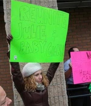 mi-ott-jailbaby-protest-300