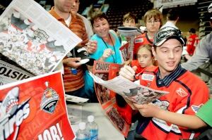 HKY OHL Spitfire Parade 20090526