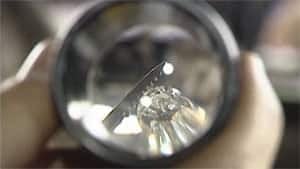 mi-diamond-magnifying-glass