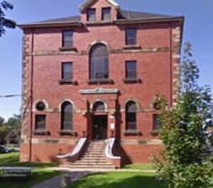 pe-summerside-court