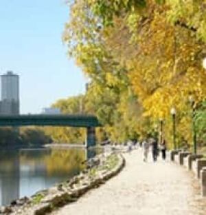 mi-forks-riverwalk