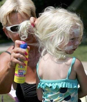 ip-sunscreen-02917179