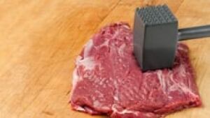 hi-tenderizing-steak-852-3col