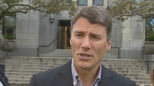 hi-bc-121028-quake-gregor-4col
