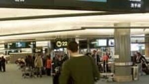 hi-bc-121106-vancouver-airport-3col