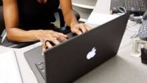 sm-220-mac-computer-5585828