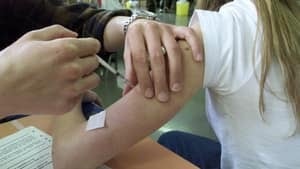 hi-bc-120801-meningitis-vaccine-cp-844026-4col