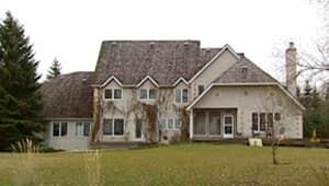 mi-wpg-mouse-house-wide