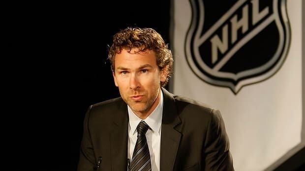 Trevor linden single