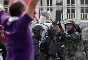 si-thailand-2010protest-300