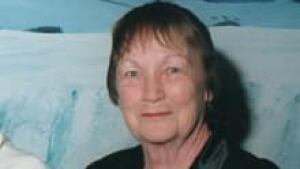 si-theresa-clarke-220