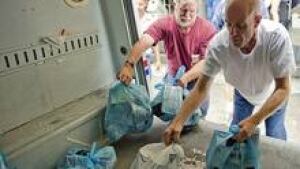 si-food-bank-220-cp-0067360