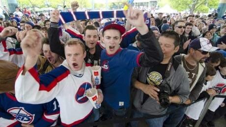 jets-fans-110624-584