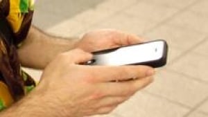 sm-220-iphone-text-message-01347695