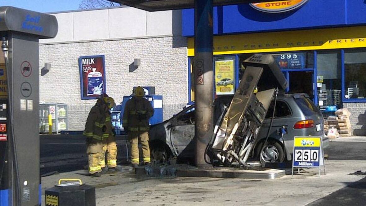 Fire extinguished at Montreal Road gas station Ottawa CBC News