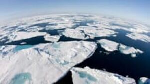 sm-220-arctic-ice-7880852