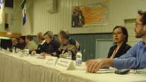 si-iqaluit-uranium-panel-110317