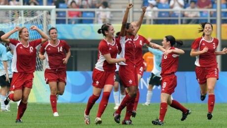 584-womens-soccer