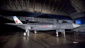 mi-f35-jet-9059280-300