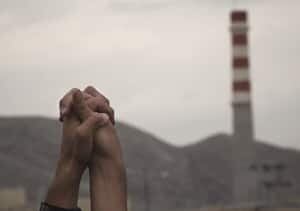 si-hands-iranrtr2u1id