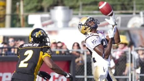 584-bombers-ticats