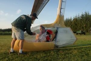 100922-human-powered-airplane-cp-9448275-320px