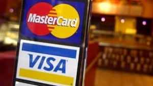 visa-mastercard-cp-7493719-306x172