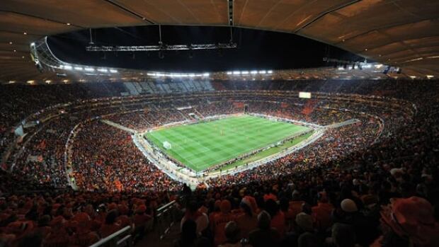 soccer-city-crowd-584