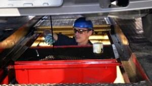 oil-change-is-000000482998-306x172