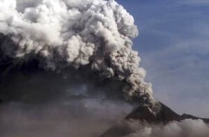 merapi-volcano-cp-97155181