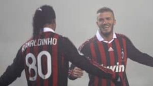 beckham-ronaldinho-100110