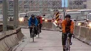bc-100310-dunsmuir-bike-lane