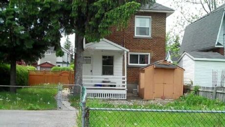 ottawa-100519-western-avenue-home