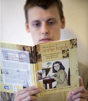 anne-frank-9020263