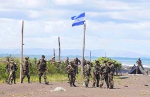 101104-nicaraguan-soldiers-costa-rica-border-reuters-rtxu8bx-584px