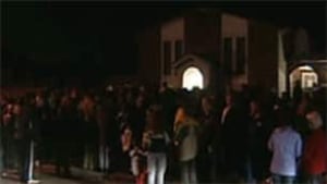 tp_windsor_shrine_crowds