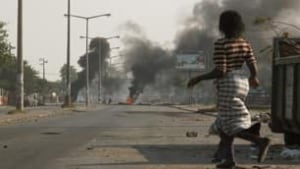 mozambique-riot-cp-9311004-306x172
