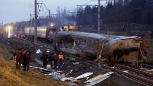 w-russia-derailment-cp-7730619