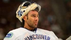 luongo-get-091003-306
