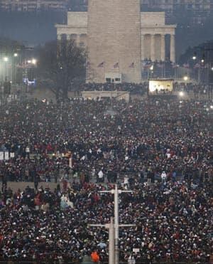 capitol-crowd-cp-6116847