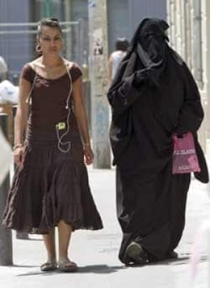 france-burqa-cp-6902119