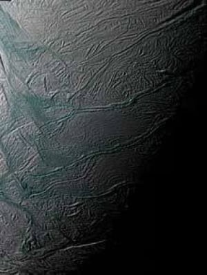 enceladus-cropped-516