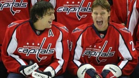 584-ovechkin-semin-cp081001
