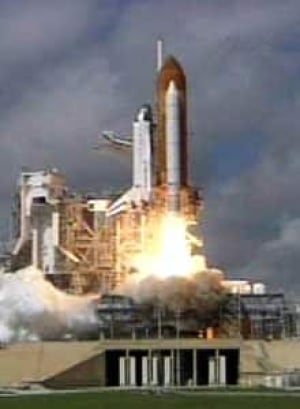 shuttle-launch_cp_10701174