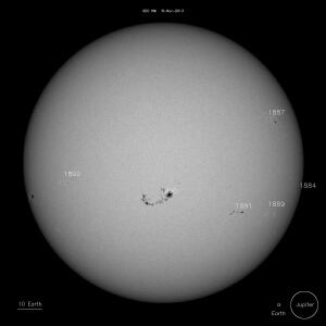 sunspots-nov8-2013