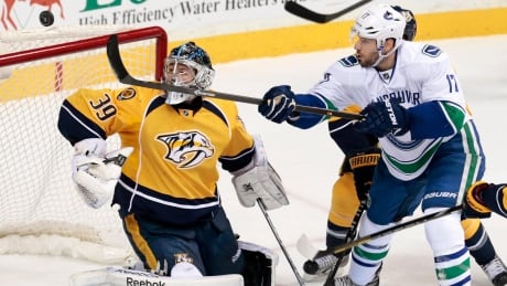 nhl news Ryan Kesler leads Canucks past Predators