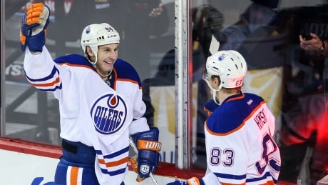 nhl news Ryan Smyth scores pair as Oilers blank Flames