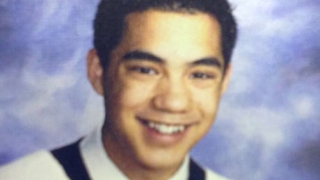 Matthew de Grood, accused of stabbing five people to death at a Calgary party in April, is set to make a court appearance on Tuesday morning. Matthew de Grood