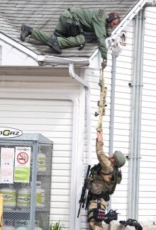 NB Shooting Manhunt 20140605