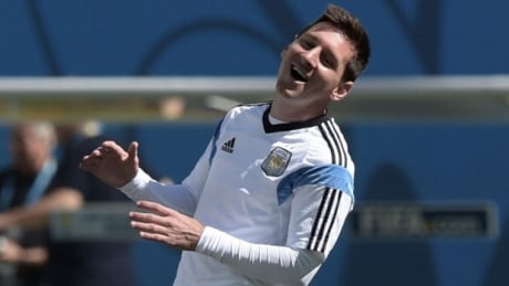 Argentina’s brilliant striker Lionel Messi continues to find new ways to confound opponents. lionel-messi_620